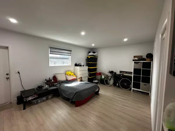 Pembroke Pines, FL 33024,2161 NW 89th TER A