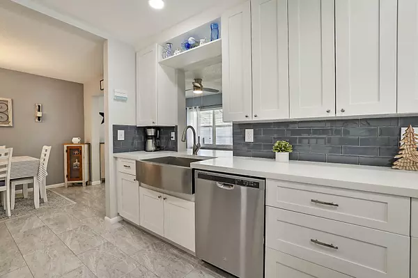 Boynton Beach, FL 33426,812 SW 5th AVE