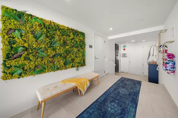 South Palm Beach, FL 33480,3550 S Ocean BLVD 7c