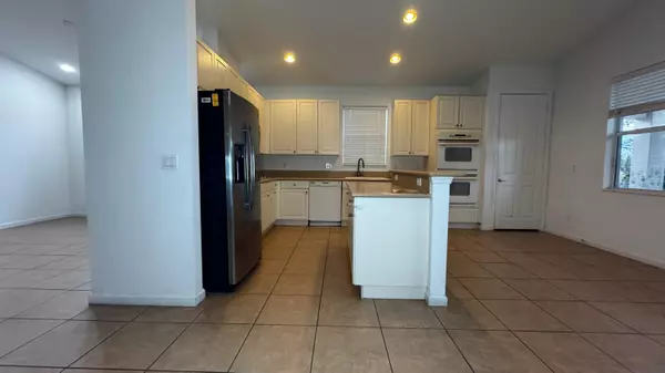 Port Saint Lucie, FL 34953,2937 SW Chatham LN