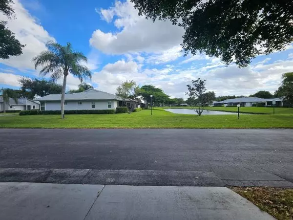 Boca Raton, FL 33496,18563 Egret WAY