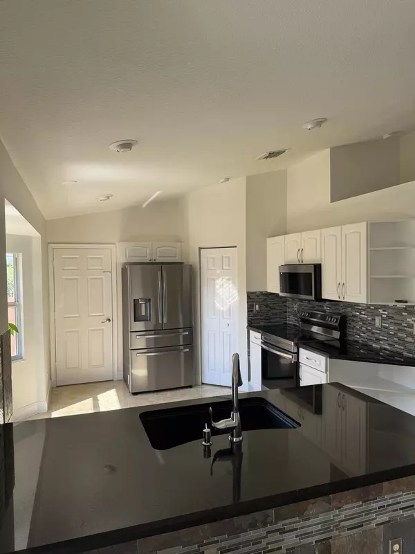 Port Saint Lucie, FL 34953,3770 SW Darwin BLVD