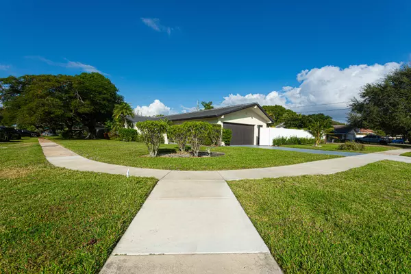 North Palm Beach, FL 33408,2013 Ardley RD