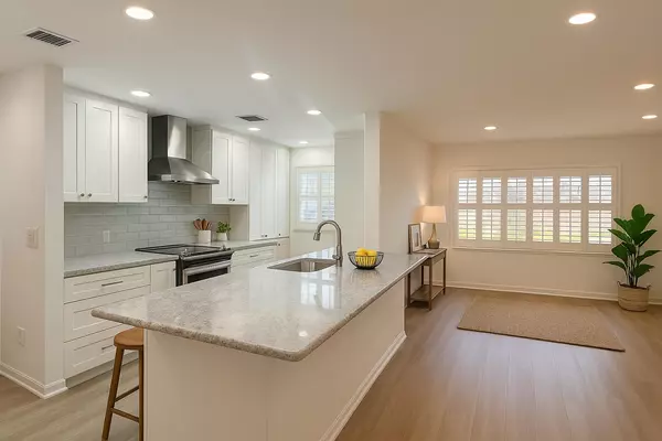 Delray Beach, FL 33484,14699 Canalview DR B