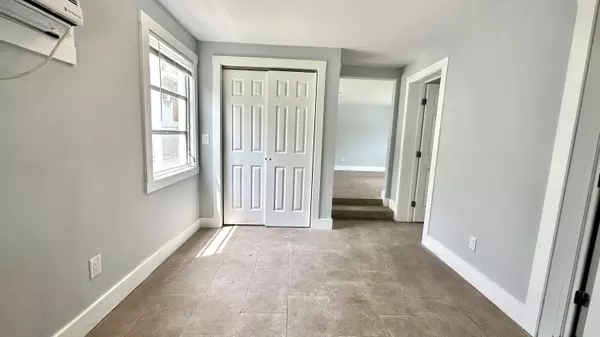 Lake Worth Beach, FL 33460,318 S K ST 5