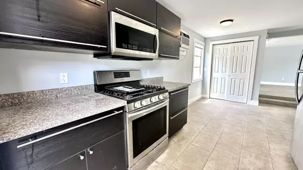 Lake Worth Beach, FL 33460,318 S K ST 5