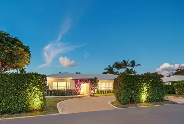 Palm Beach, FL 33480,257 Via Linda