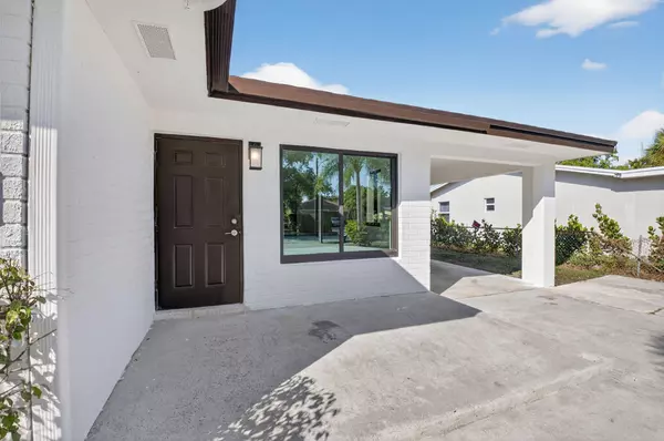 Delray Beach, FL 33444,122 SW 9th AVE