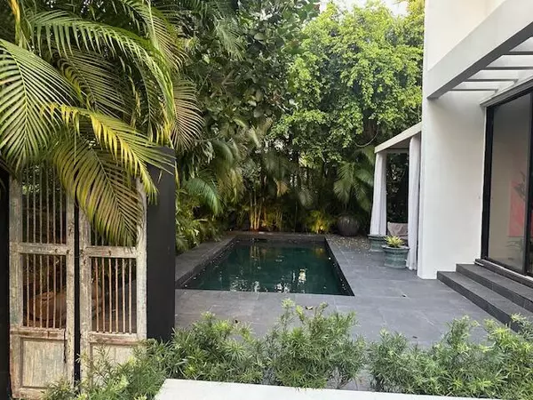 Palm Beach, FL 33480,423 Chilean AVE 423