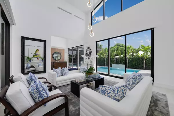 Palm Beach, FL 33480,4444 Washington RD