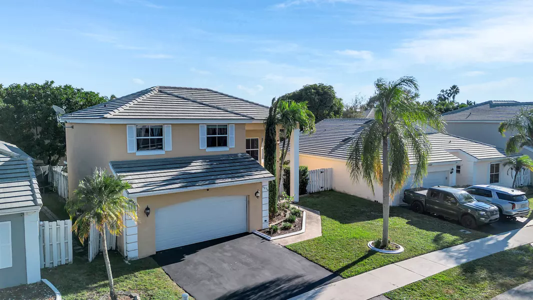 5216 NW 55th ST, Coconut Creek, FL 33073