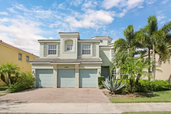 11435 SW Hillcrest CIR, Port Saint Lucie, FL 34987