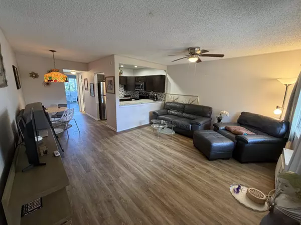 Deerfield Beach, FL 33442,107 Prescott E