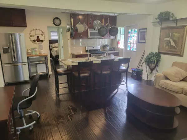 Lake Worth Beach, FL 33460,714 N Federal HWY 1