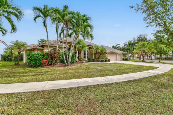 Royal Palm Beach, FL 33411,216 Cypress TRCE