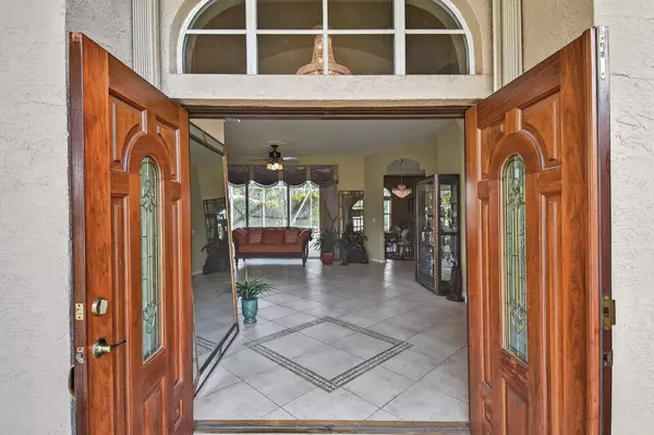 Royal Palm Beach, FL 33411,216 Cypress TRCE