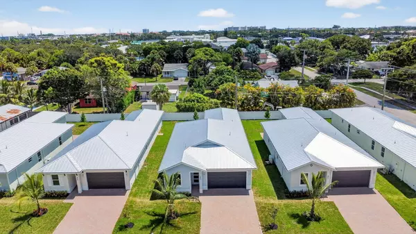 Jupiter, FL 33458,609 N Loxahatchee DR