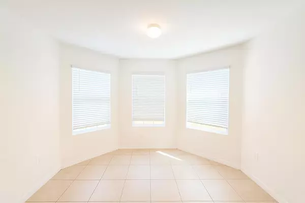 Cape Coral, FL 33909,2220 NE 5th AVE