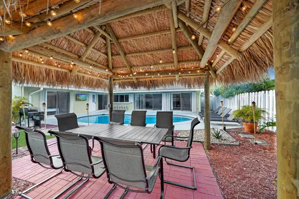 Fort Lauderdale, FL 33308,2102 NE 68th ST