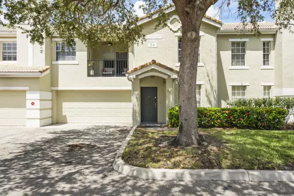 166 SW Peacock BLVD 34-201, Port Saint Lucie, FL 34986