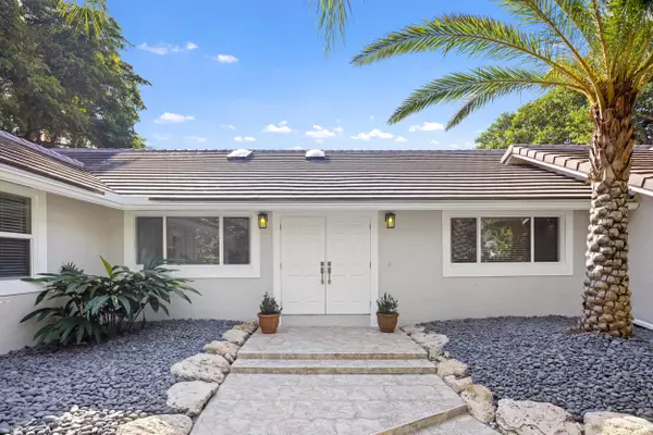 Ocean Ridge, FL 33435,41 Coconut LN