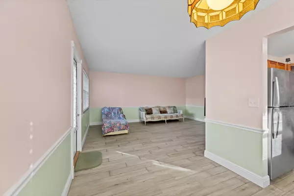 West Palm Beach, FL 33417,380 Sheffield P