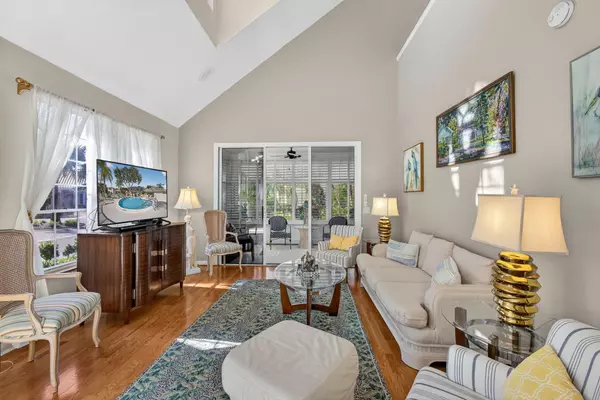 Palm Beach Gardens, FL 33418,207 Woodsmuir CT