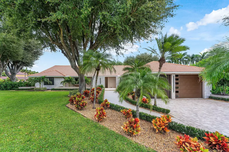 8274 Sawpine RD, Delray Beach, FL 33446