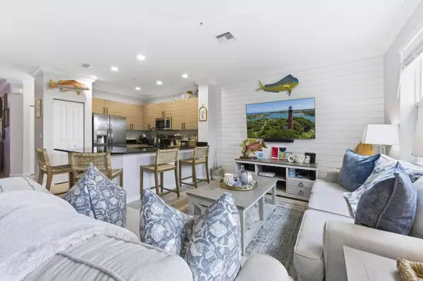 Hobe Sound, FL 33455,6176 SE Portofino CIR 3-303