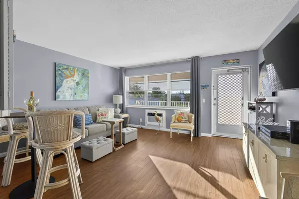 West Palm Beach, FL 33417,231 Berkshire K