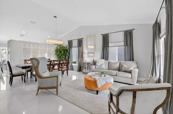 Boca Raton, FL 33498,18134 Blue Lake WAY