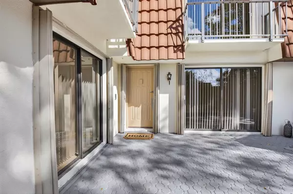 Delray Beach, FL 33445,3002 San Clara DR 6-B