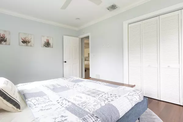 West Palm Beach, FL 33405,247 Bloomfield Dr DR