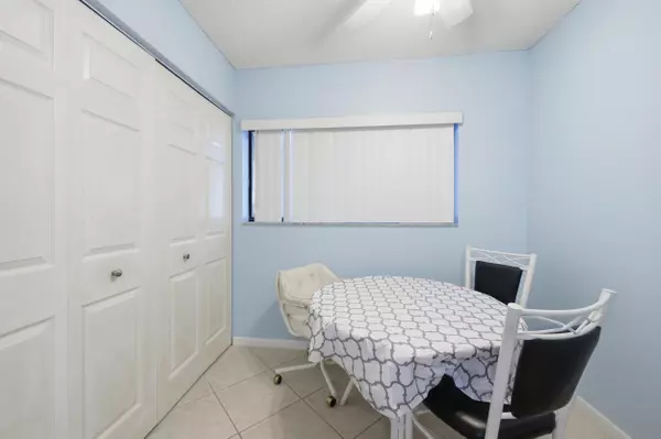 Delray Beach, FL 33484,15324 Lakes Of Delray BLVD 105