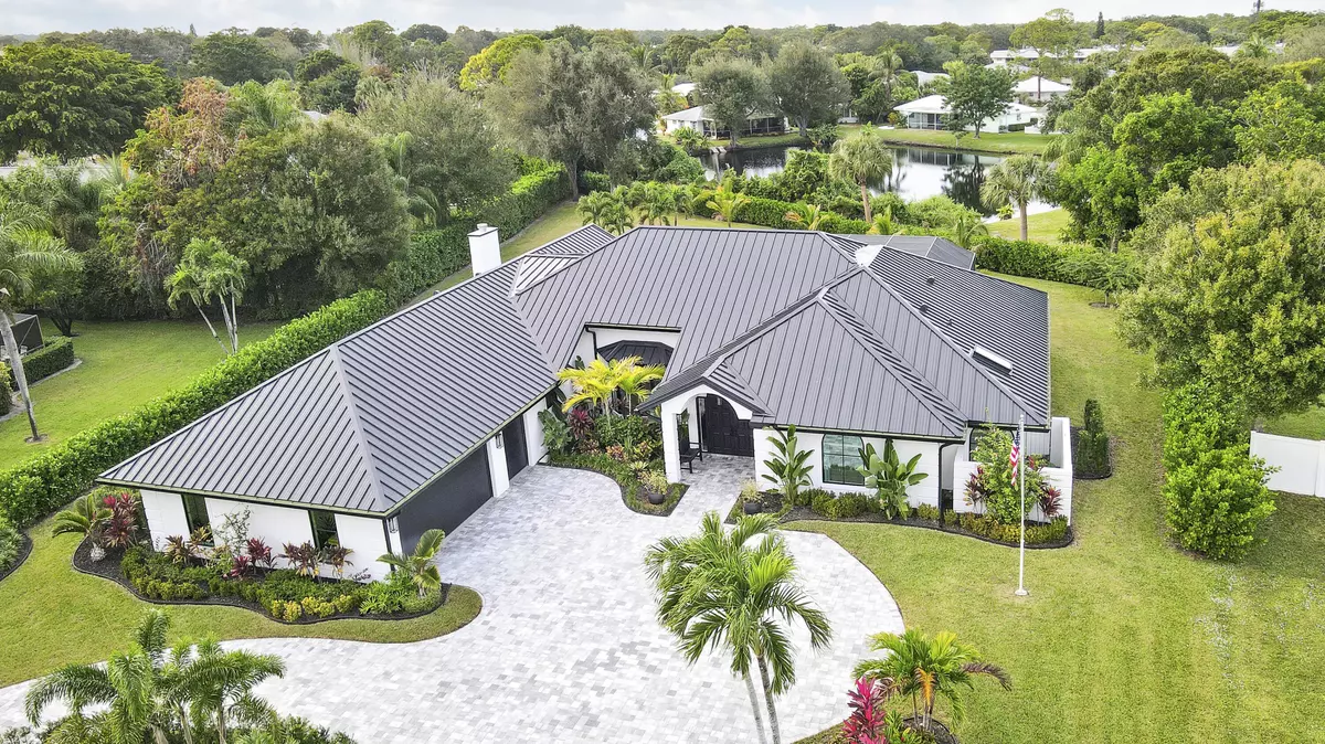 Tequesta, FL 33469,109 SE Turtle Creek DR