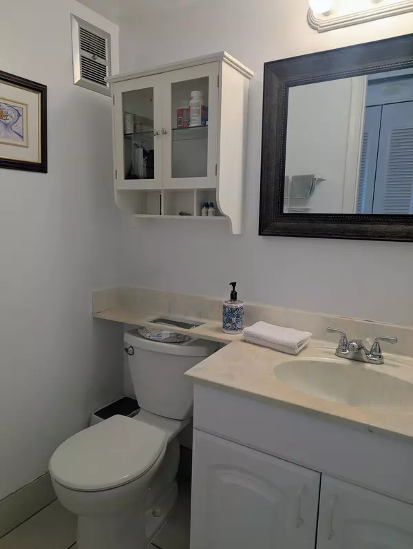 West Palm Beach, FL 33417,76 Dorchester D