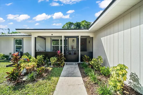 Fort Pierce, FL 34982