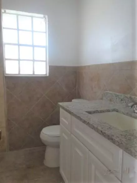 Belle Glade, FL 33430,216 SW Avenue D