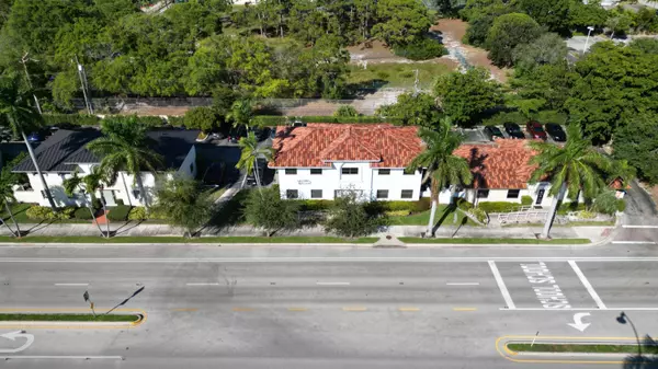 Deerfield Beach, FL 33441,817 E Hillsboro BLVD