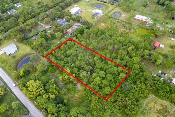 Port Saint Lucie, FL 34952,009 Tilton RD