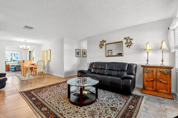 Boynton Beach, FL 33426,2088 SW 14th AVE