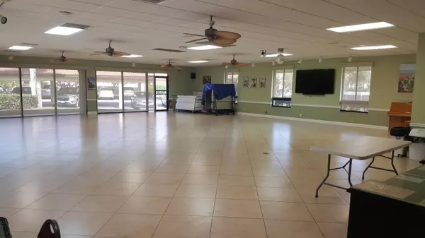 Stuart, FL 34997,771 SW South River DR 102