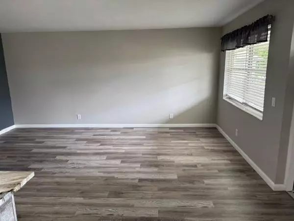 West Palm Beach, FL 33417,311 Chatham O