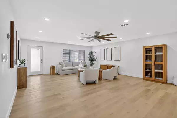 Boynton Beach, FL 33426,2206 SW 20th WAY