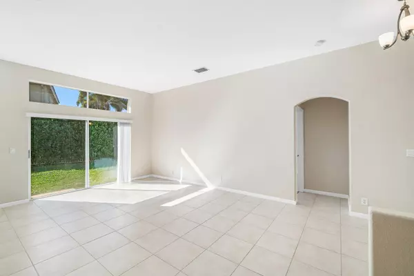 Lake Worth, FL 33463,6267 Sand Hills CIR