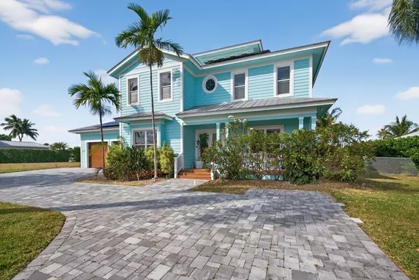 Hobe Sound, FL 33455,8551 SE Driftwood ST