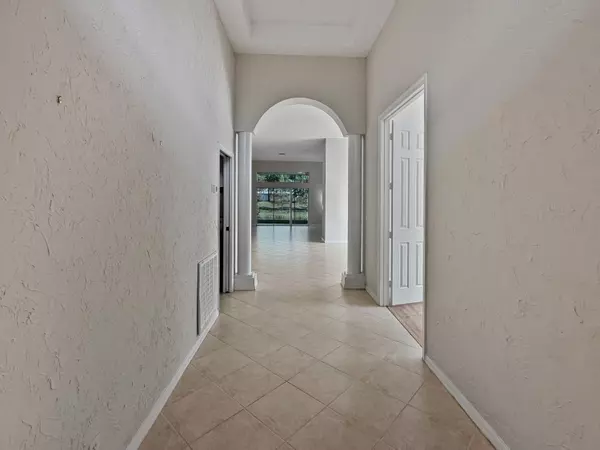 Lake Worth, FL 33467,9587 Positano WAY
