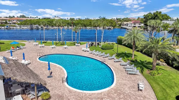 Boca Raton, FL 33487,899 Jeffery ST 302