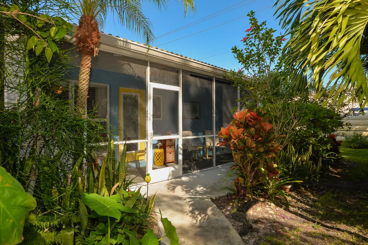 Stuart, FL 34994,2123 SE Wayne RD