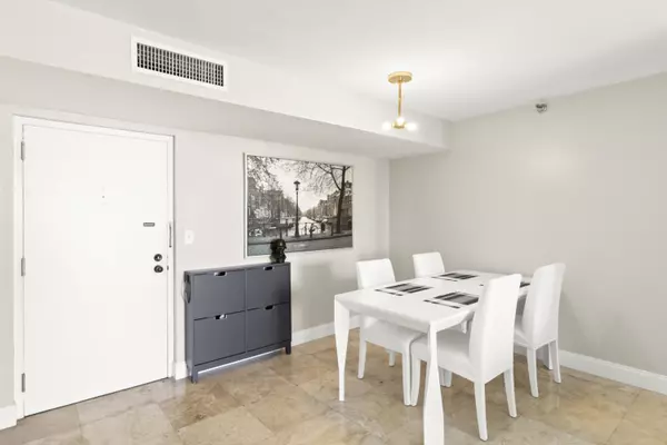 Sunny Isles Beach, FL 33160,290 174th ST 1417